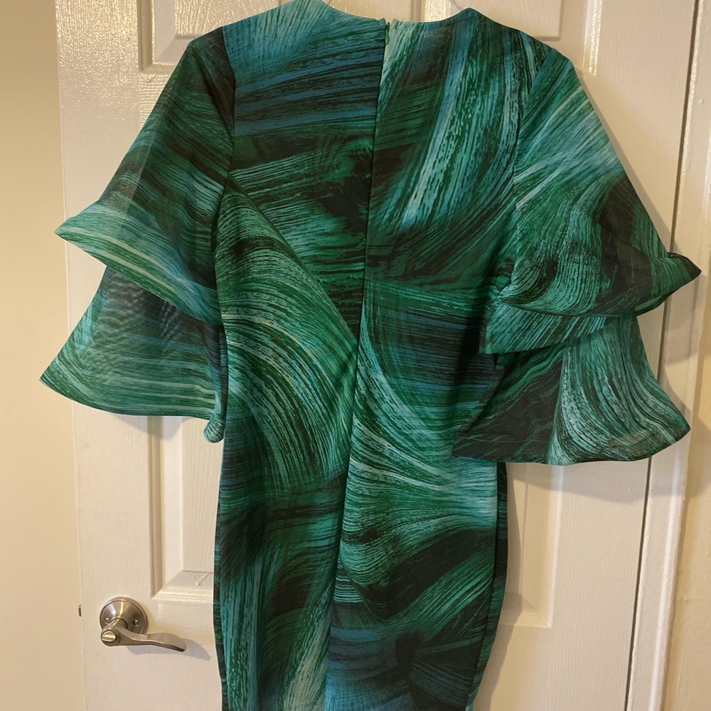 Dress - Picture 3 of 5